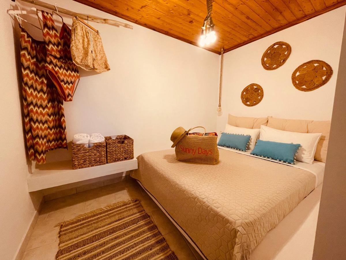 Erginas Boat House Apartment Plaka  Exterior photo